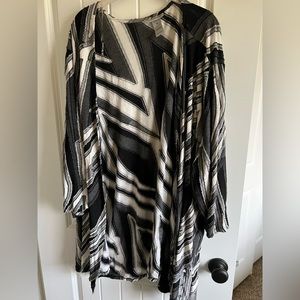 Catherine’s knit cardigan 5x